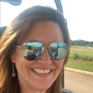 Meet your Posher, Beth